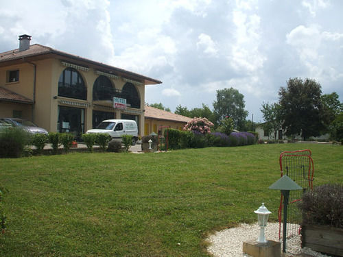 Hotel- Restaurant La Haie Des Vignes Allain